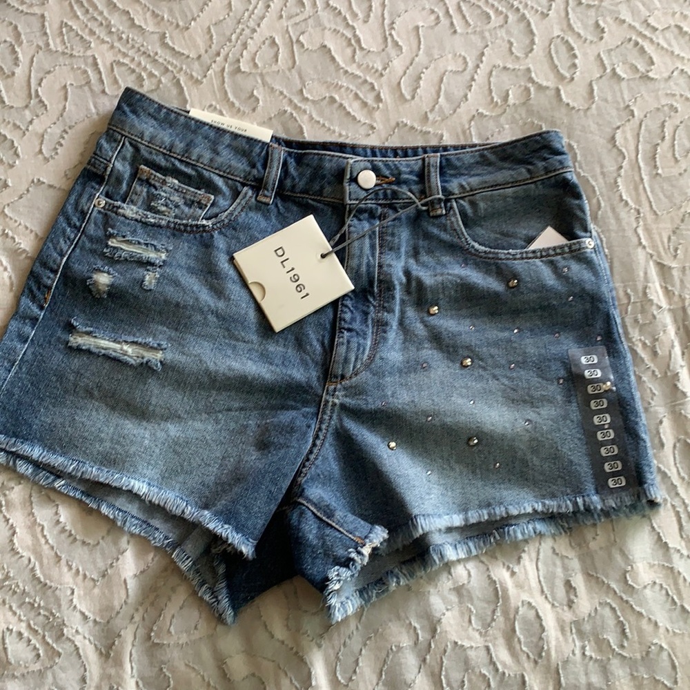 Never worn